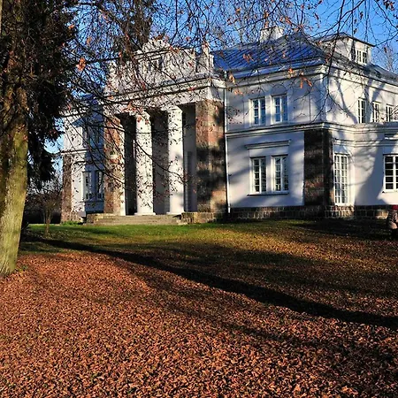 Palac Krzykosy Villa *