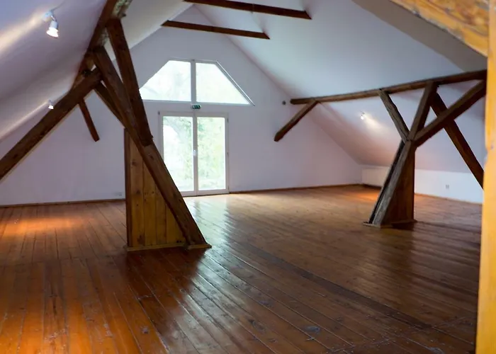 Palac Krzykosy Villa *